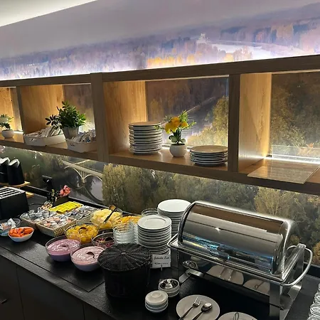 Eurohotel 3*